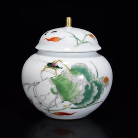 An Exquisite Enamel Vegetables and Fruit Pattern Jar with Cover,with Poem