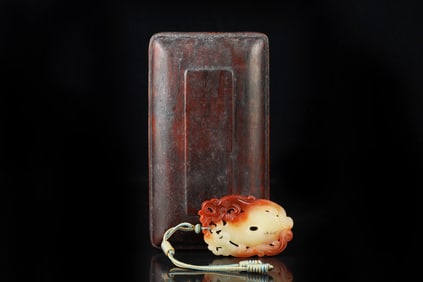 An Exquisite Shoushan Stone Phoenix Pattern Pendant