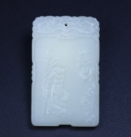 An Exquisite White Jade Figure Pattern Pendant,with Poem