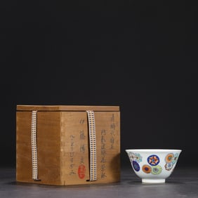 An Exquisite Doucai Flower Pattern Bowl