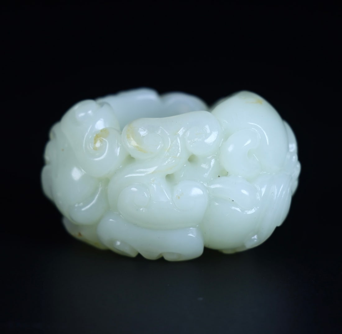 An Exquisite White Jade Dragon Pattern Thumb Ring - 8