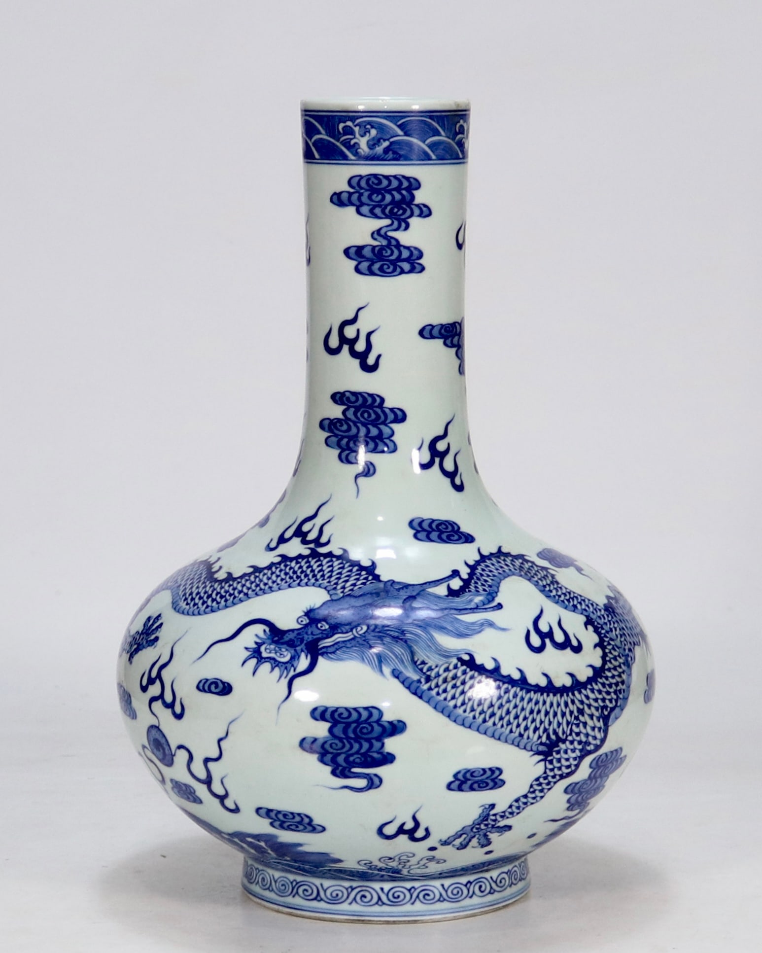 A Rare Blue and White Auspicious Cloud and Dragon Pattern Vase (1 of 9)
