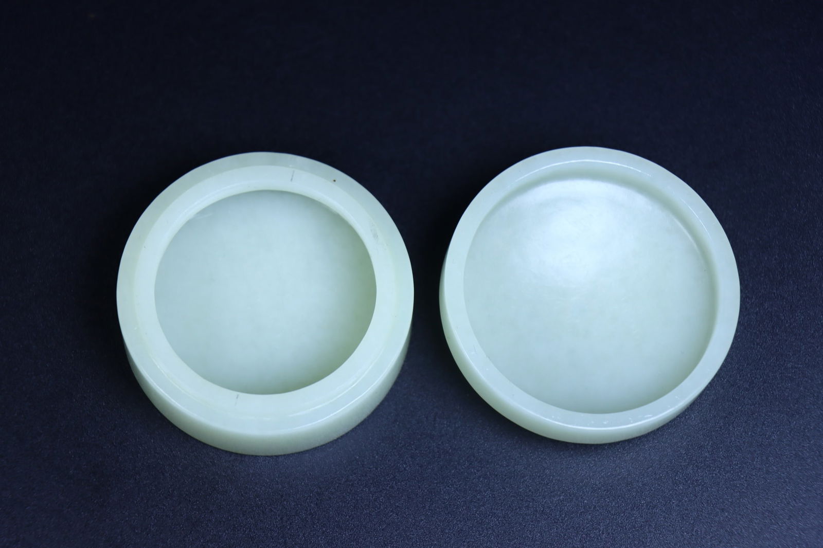 An Exquisite White Jade Flower Pattern Box - 8