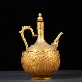 An Exquisite Gilt Bronze Flower and Auspicious Beast Pattern Ewer