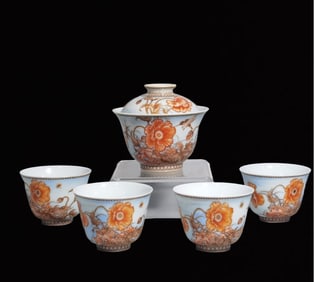 A Set of Fine Ink Color Flower and Bird Pattern Teawares,with Poem