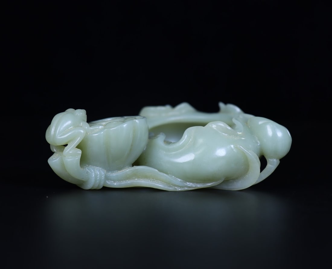 An Exquisite White Jade Frog Pattern Brush Washer - 7
