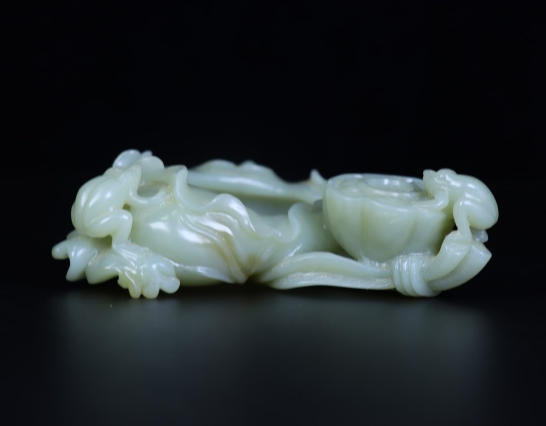 An Exquisite White Jade Frog Pattern Brush Washer - 8