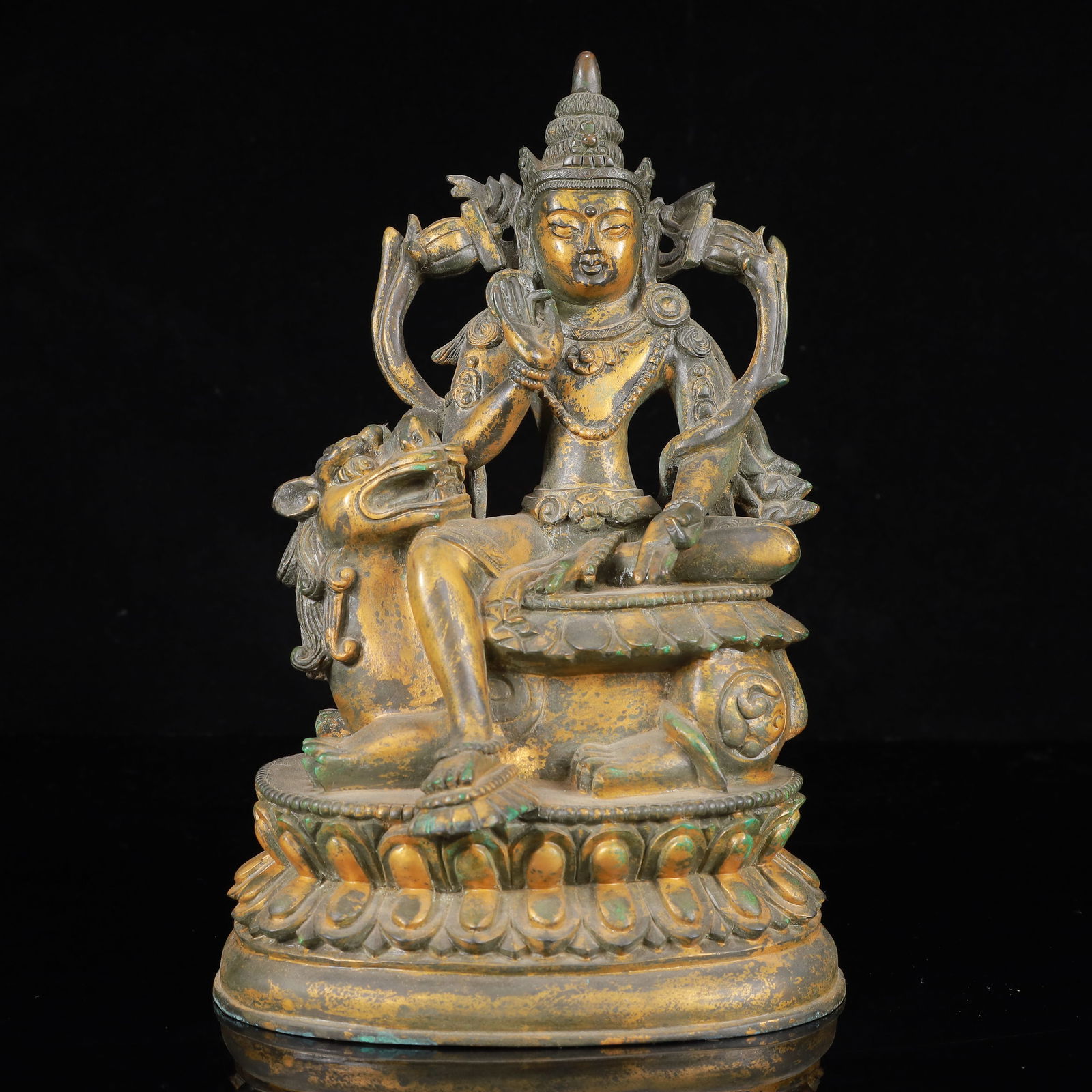 A Solemn Gilt Bronze Statue of Manjusri (1 of 12)