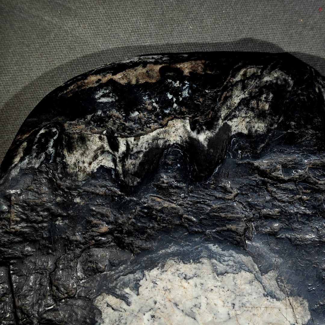 An Exquisite Landscape Pattern Inkstone - 7