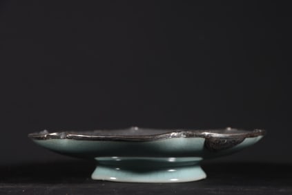 An Exquisite Ru yao Sky Blue Glazed Plate