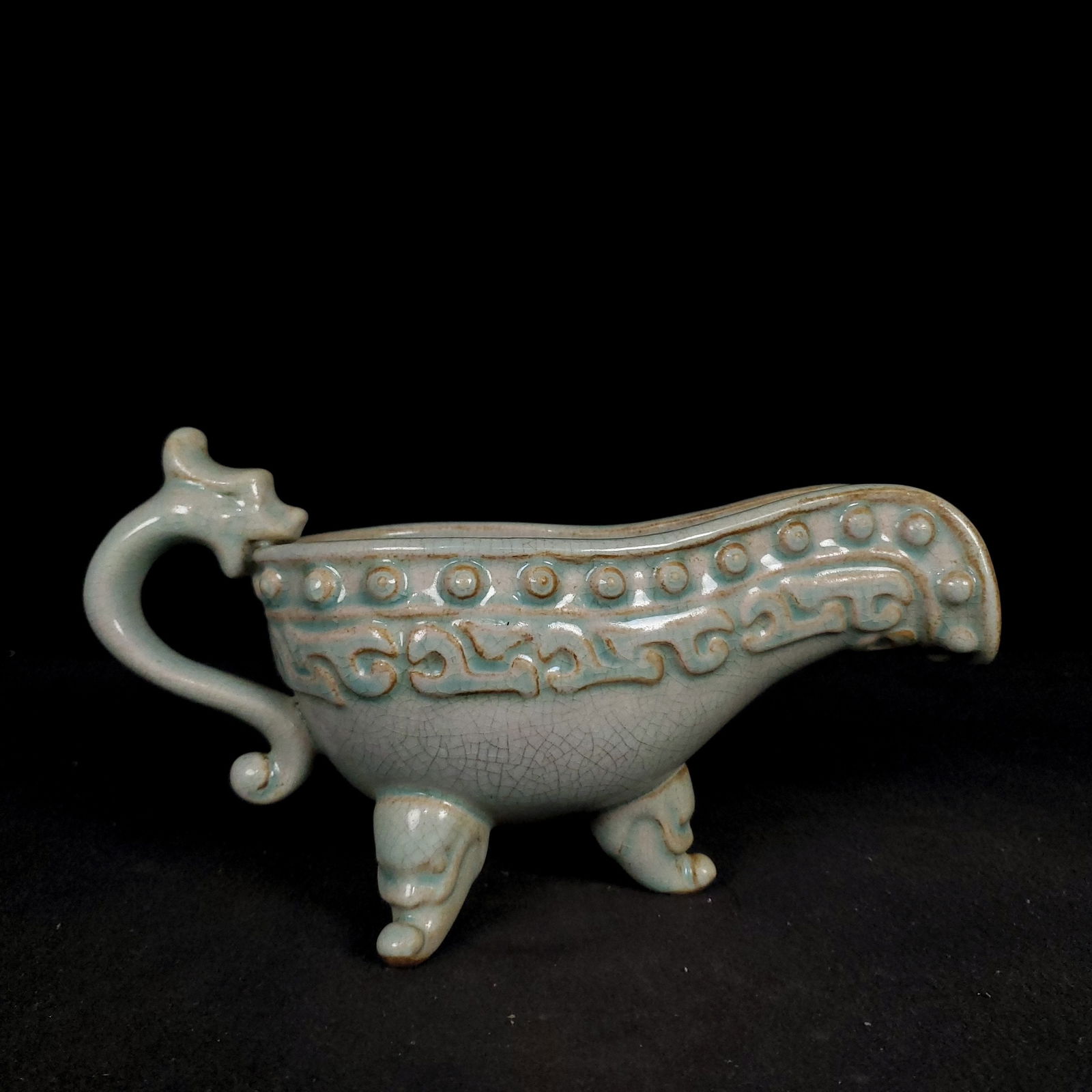 An Exquisite Ru yao Dragon Pattern Tripod Goblet (1 of 9)