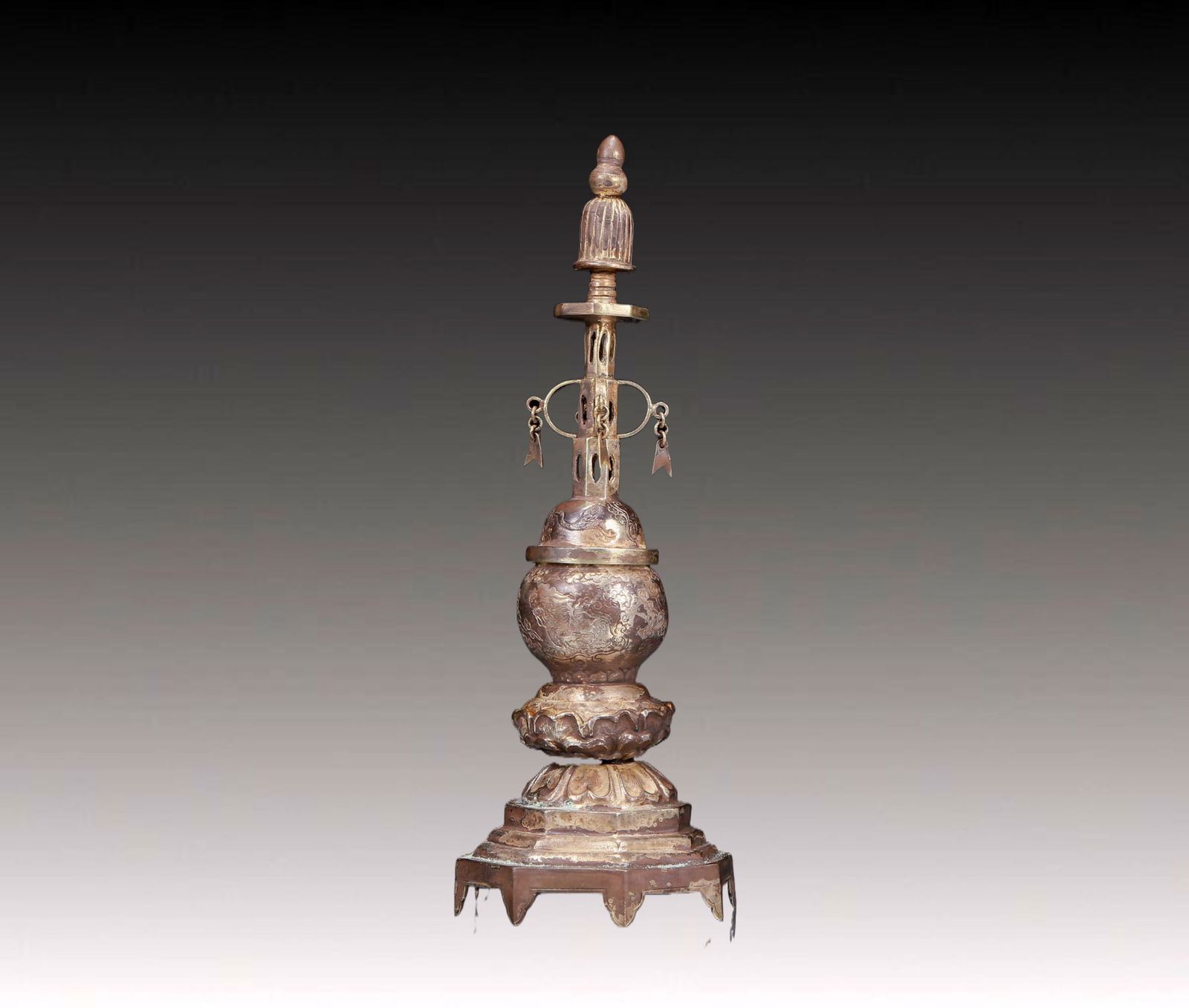 An Exquisite Silver Pagoda: An Exquisite Silver Pagoda,Qing Dynasty, China,Size:3.1inx8.7in,Weight:325g 银佛塔，清代