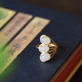 A Pair of Exquisite Sterling Silver-Gold Plated Inlaid White Jade Ring,Inlaid Diamond