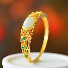 An Exquisite Sterling Silver-Gold Plated Inlaid White Jade Enamel Bracelet