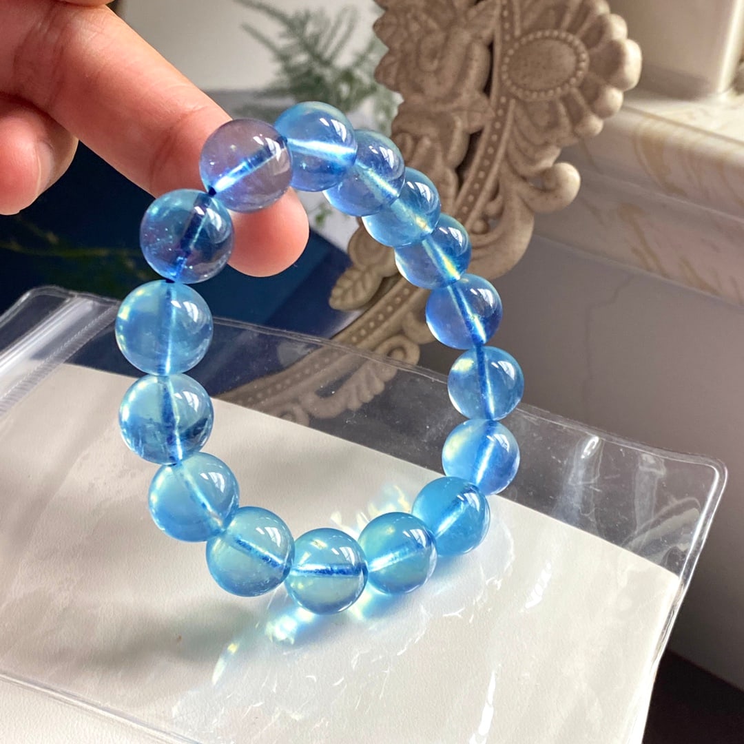 An Exquisite Aquamarine Bracelets - 9