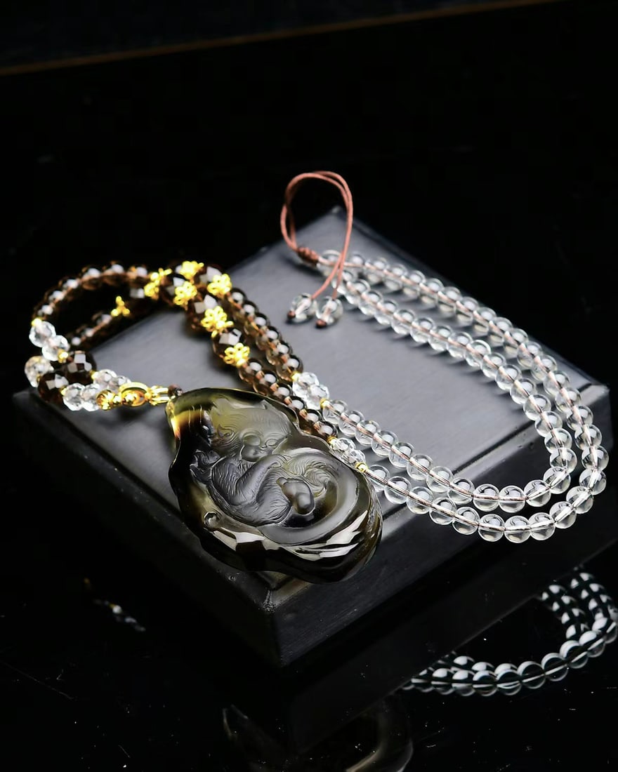 An Exquisite Crystal Monkey Pattern Pendant - 5