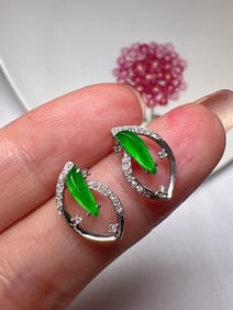 A Pair of Exquisite 18k Gold Diamond Jadeite Earrings