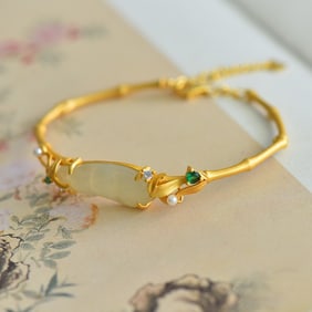 An Exquisite Sterling Silver-Gold Plated Inlaid White Jade Bracelet