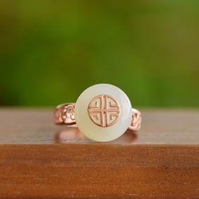 An Exquisite Sterling Silver-Gold Plated Inlaid White Jade Ring