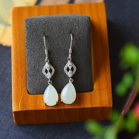 A Pair of Exquisite Sterling Silver Inlaid White Jade Earrings,Inlaid Diamond