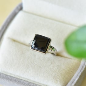 A Pair of Exquisite Sterling Silver Inlaid Black Jade Ring,Inlaid Diamond