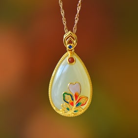 An Exquisite Sterling Silver-Gold Plated Inlaid White Jade Pendant