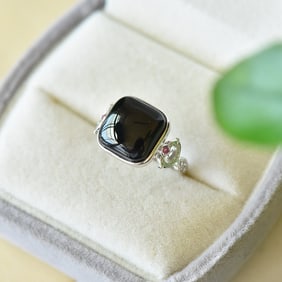 A Pair of Exquisite Sterling Silver Inlaid Black Jade Ring