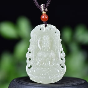 An Exquisite White Jade Statue of Avalokitesvara Pendant