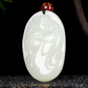 An Exquisite White Jade Statue of Maitreya Buddha Pendant