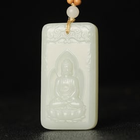 An Exquisite White Jade Statue of Avalokitesvara Pendant
