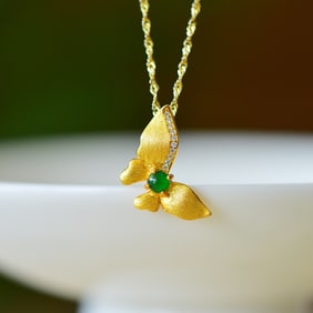 An Exquisite Sterling Silver-Gold Plated Inlaid Jadeite Pendant