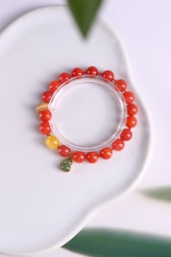 An Exquisite Agate Bracelets with Jasper Gourd