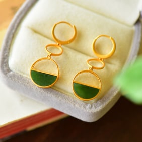 A Pair of Exquisite Sterling Silver-Gold Plated Inlaid Jasper Earrings
