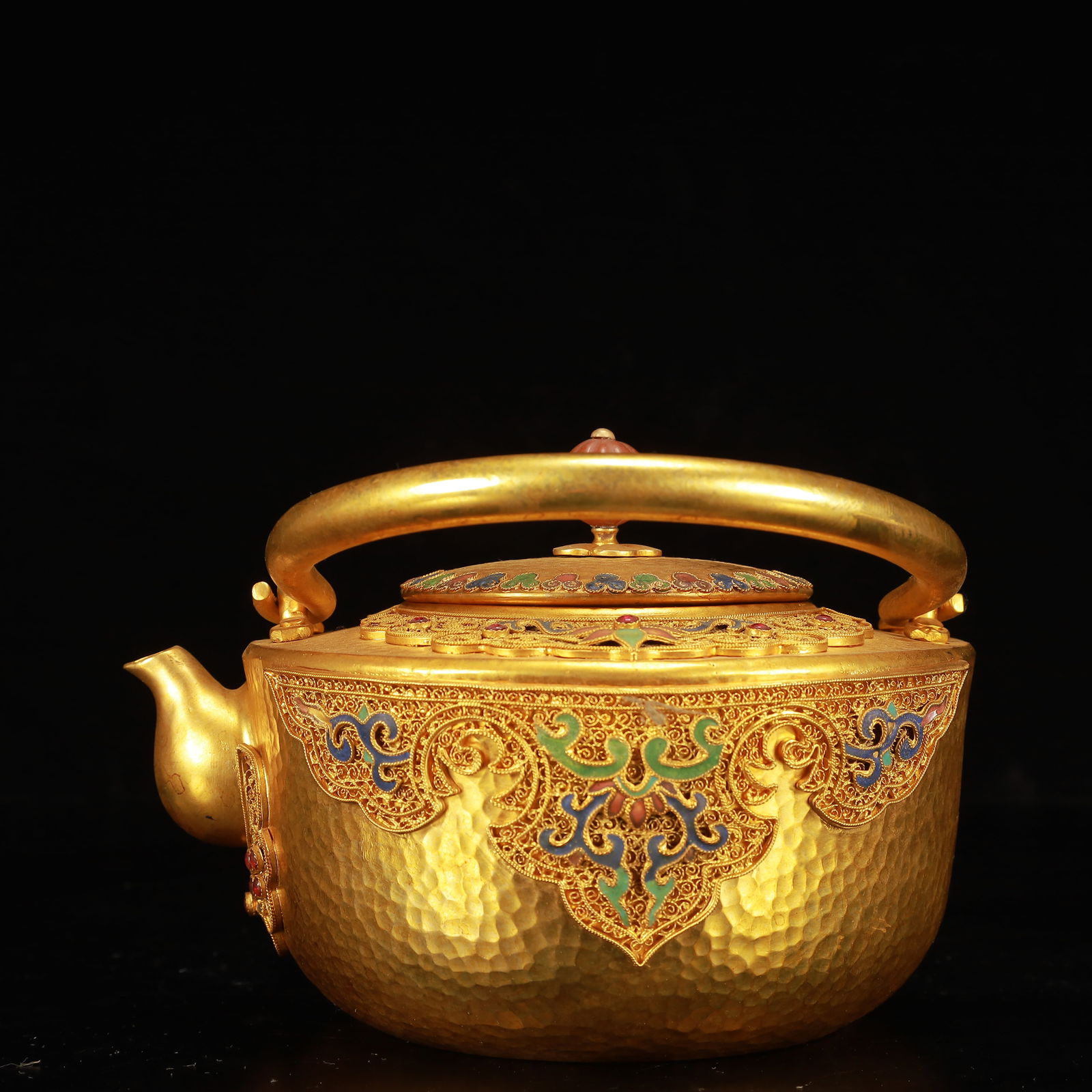 An Exquisite Gilt Bronze Flower Pattern Ewer,Inlaid Gems (1 of 8)