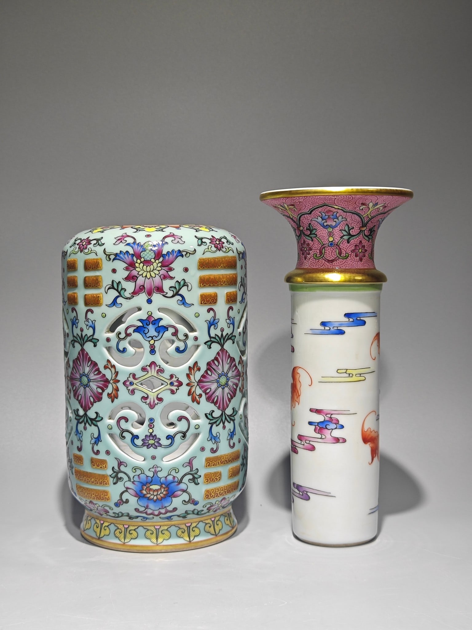 An Exquisite Enamel Trigram Pattern Vase - 4