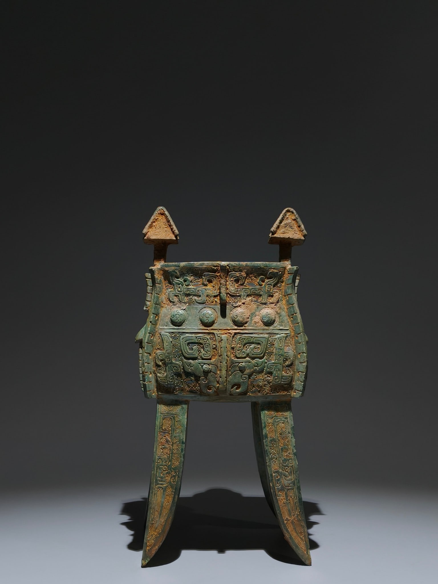 An Archaic Bronze Owl Pattern Libation Cup - 5