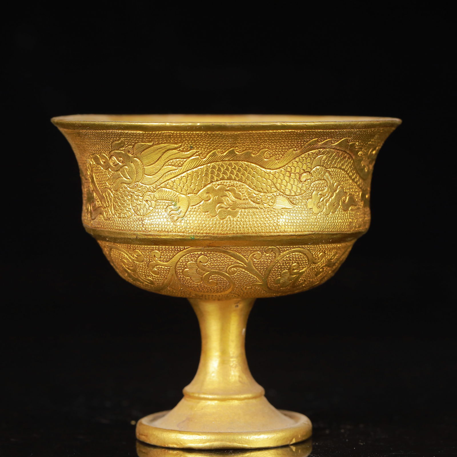 An Exquisite Gilt Bronze Dragon Pattern Cup - 4