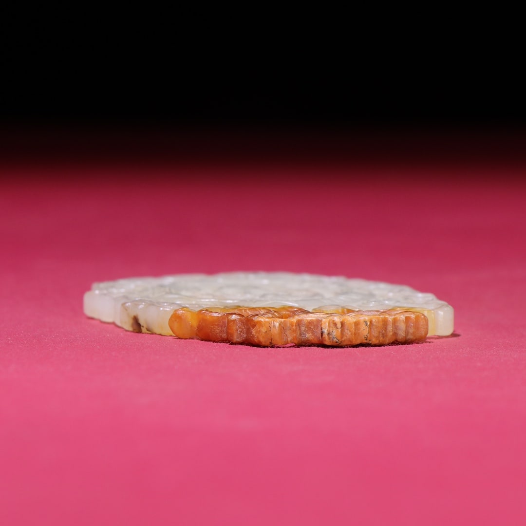 An Exquisite White Jade Phoenix Pattern Pendant - 7