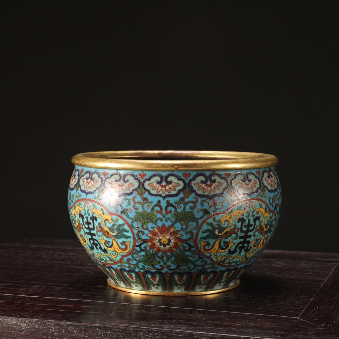 An Exquisite Cloisonne Lotus Pattern Vat - 3