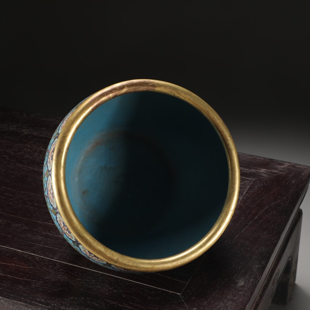 An Exquisite Cloisonne Lotus Pattern Vat - 5