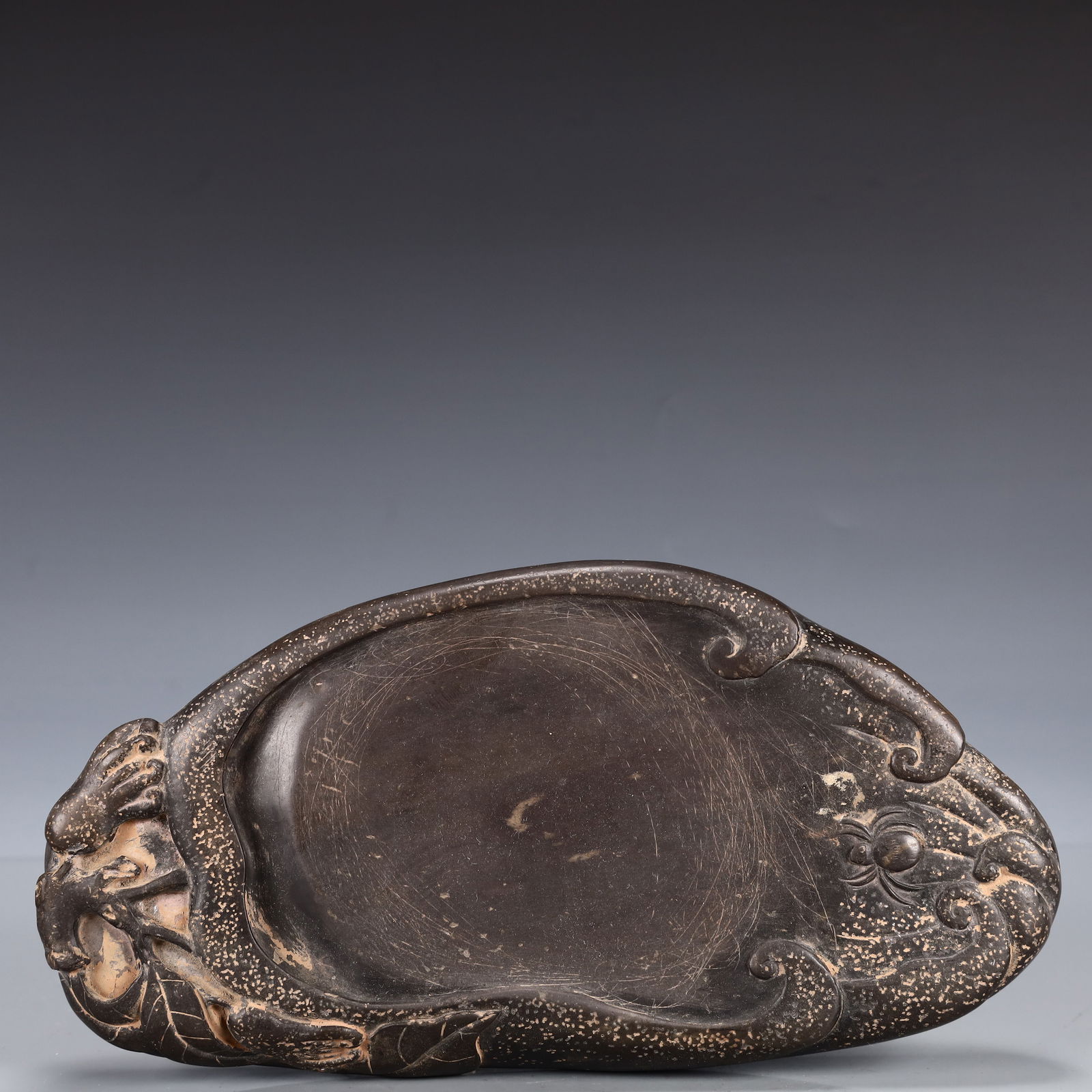 A Rare Spider Pattern Inkstone - 2