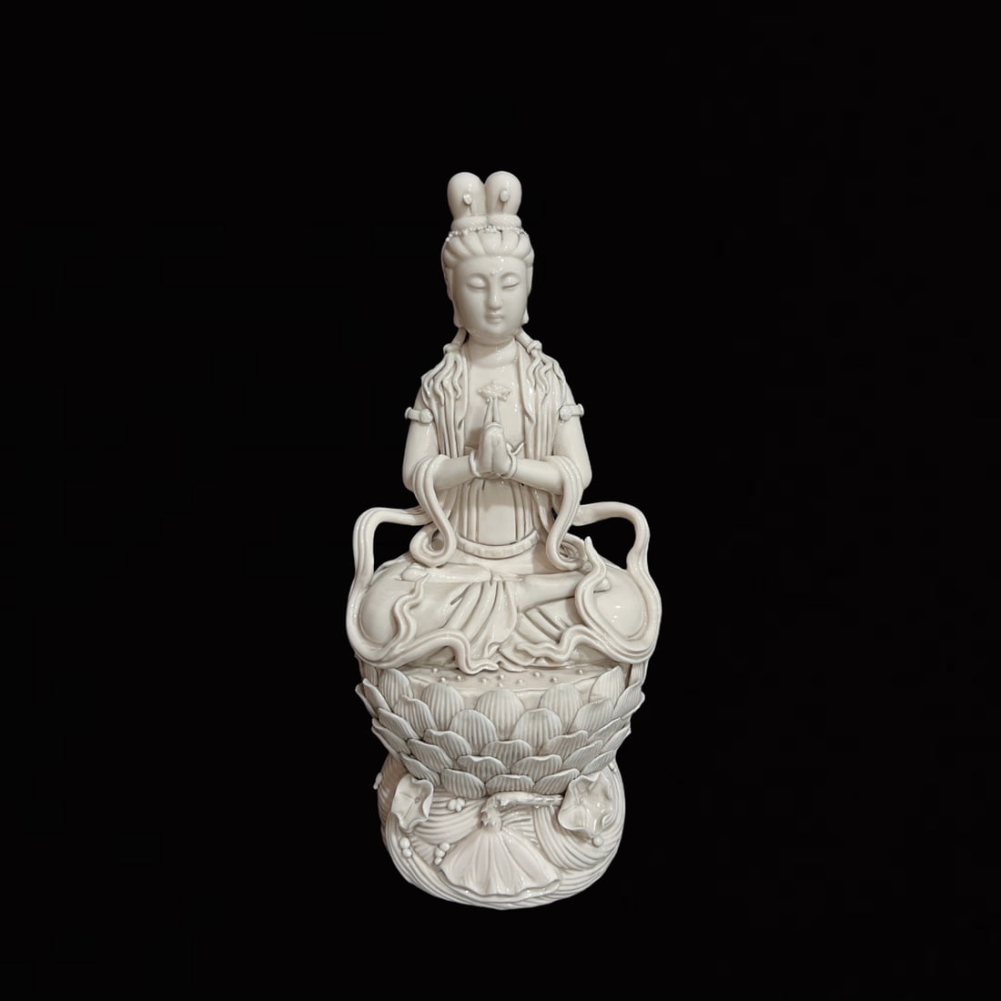 A Solemn Blance-De-Chine Statue of Avalokitesvara (1 of 8)