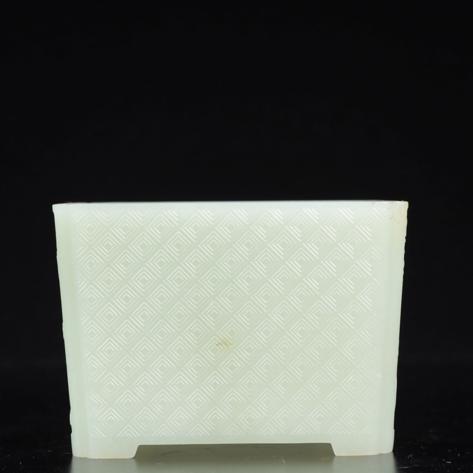 An Exquisite White Jade Auspicious Beast Pattern Jar - 2