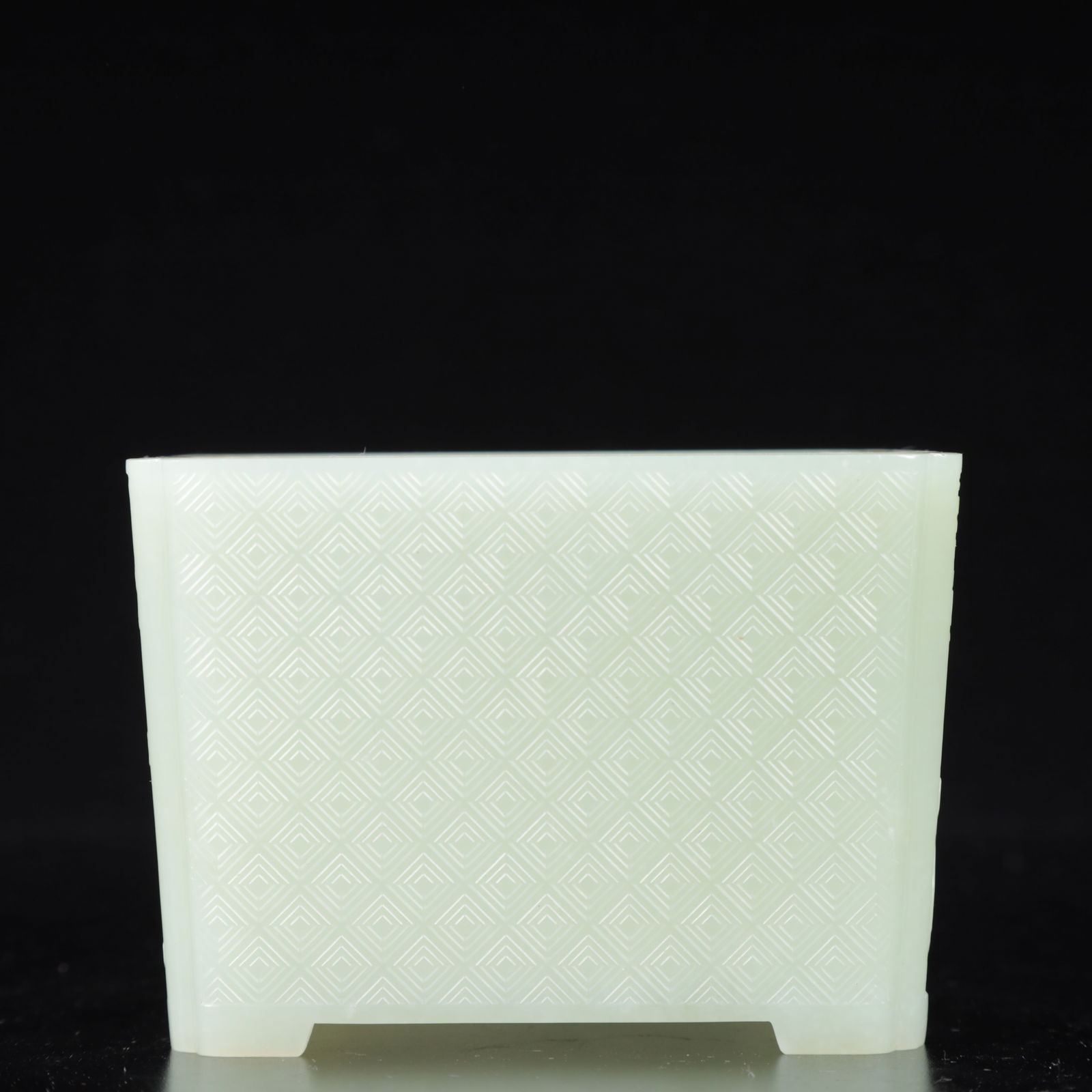 An Exquisite White Jade Auspicious Beast Pattern Jar - 4