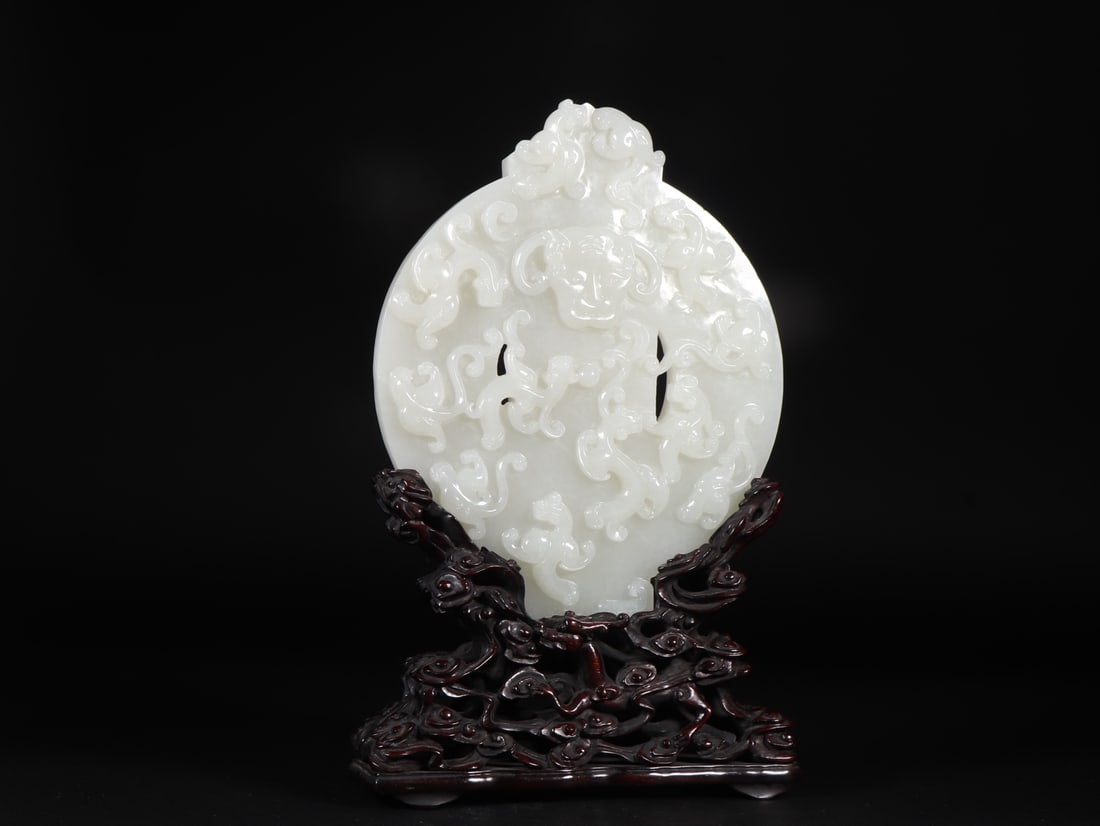 An Exquisite White Jade Chi-Dragon Pattern Jade Pendant,with Auspicious Cloud Pattern Base - 2