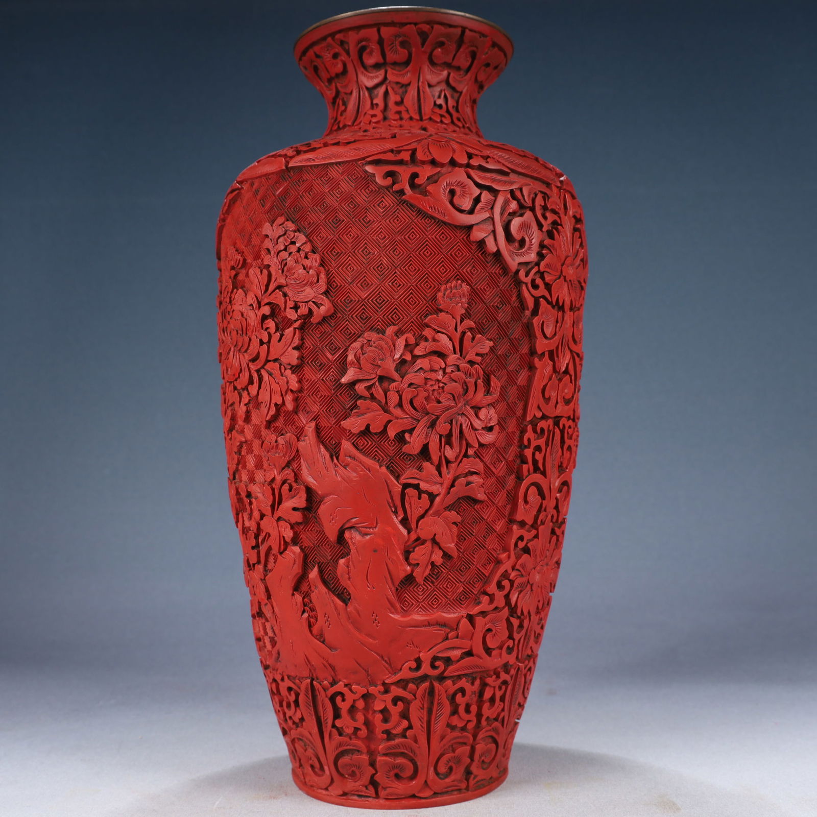 A Rare Carved Red Lacquer Flower and Bird Pattern Vase - 5