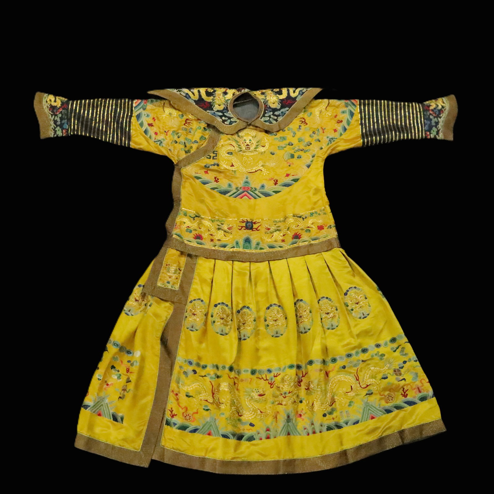 A Rare Brocade Embroidery Imperial Robe (1 of 14)
