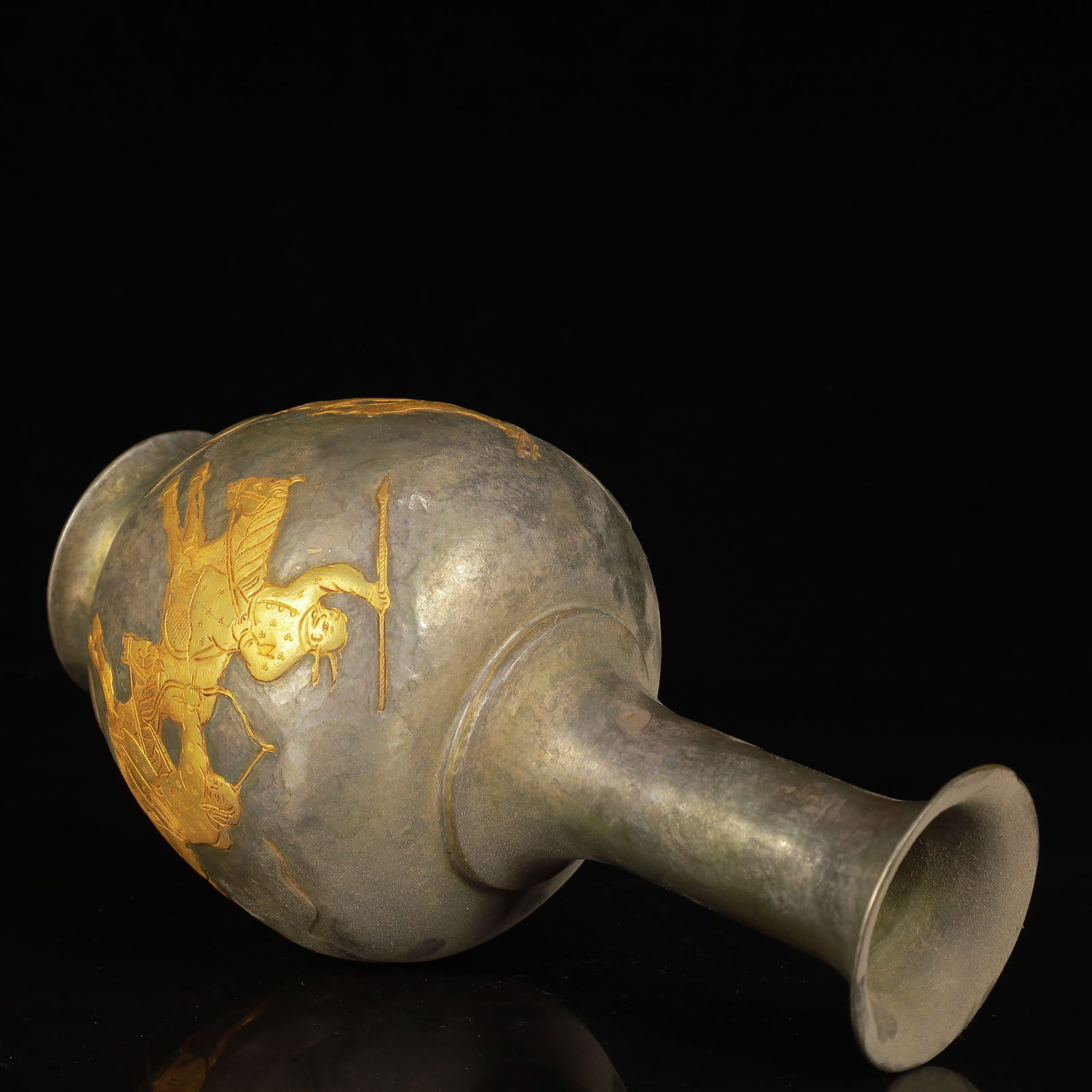 An Exquisite Gilt Silver Figure Pattern Vase - 11