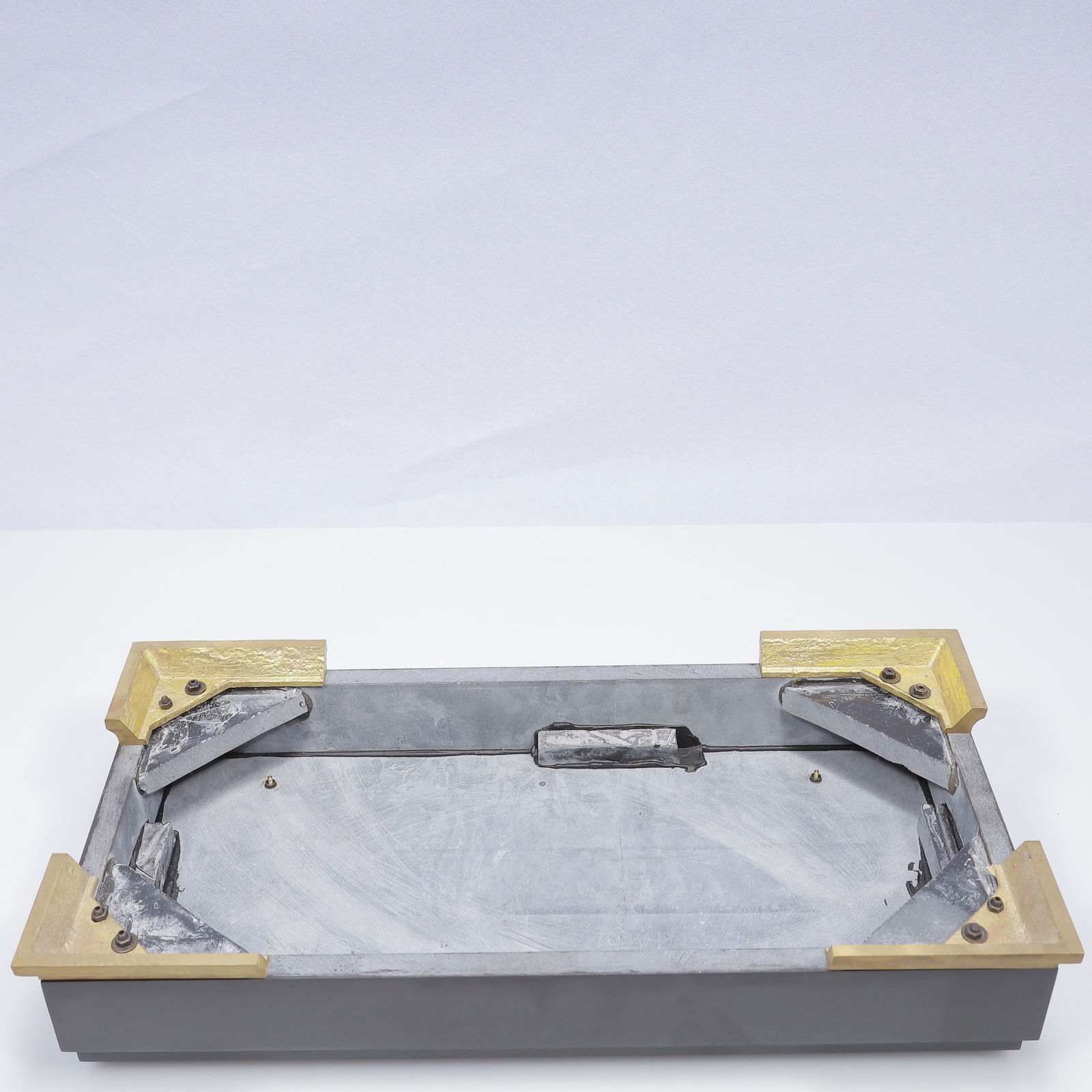 An Exquisite Copper Train Table Clock Ornament - 18