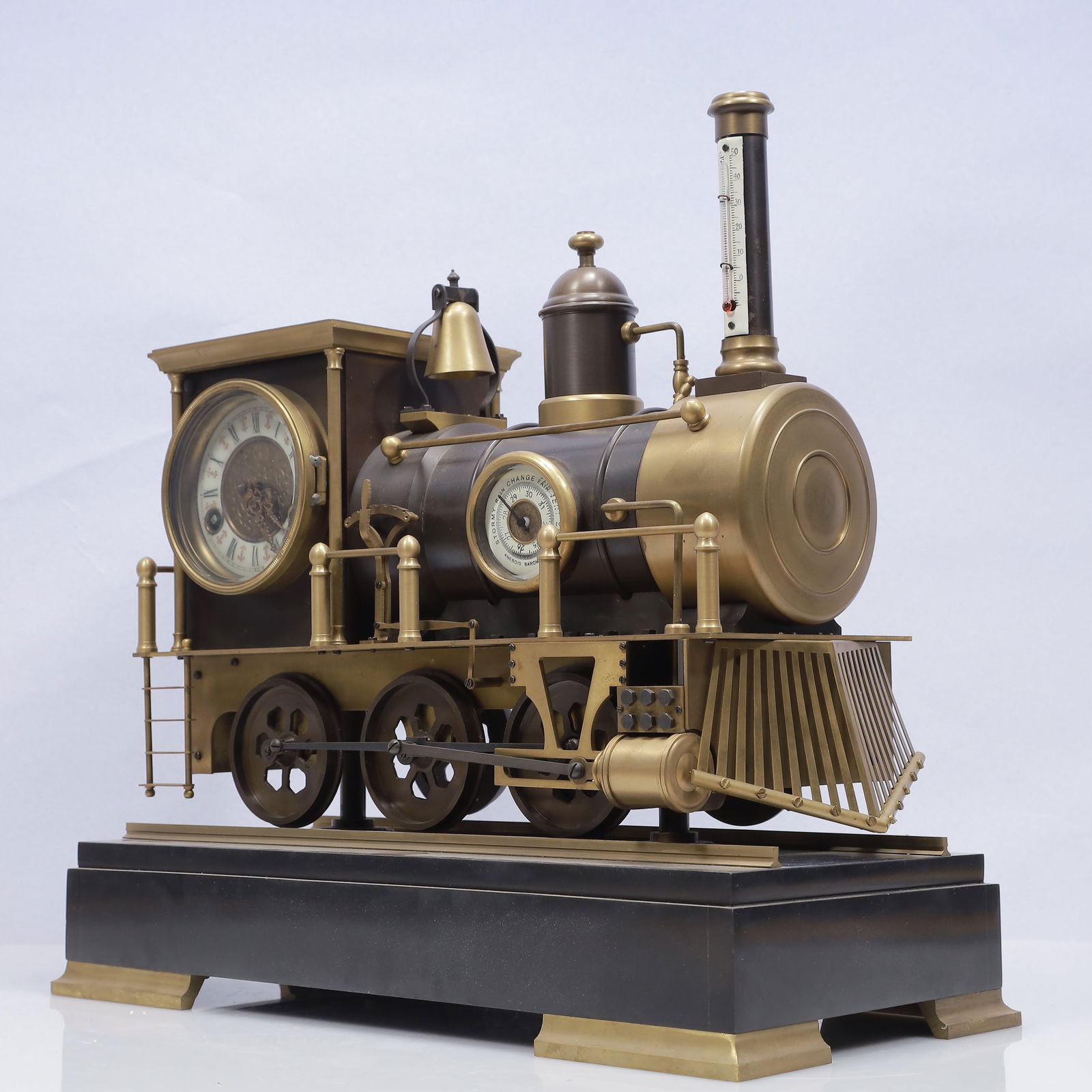 An Exquisite Copper Train Table Clock Ornament - 5